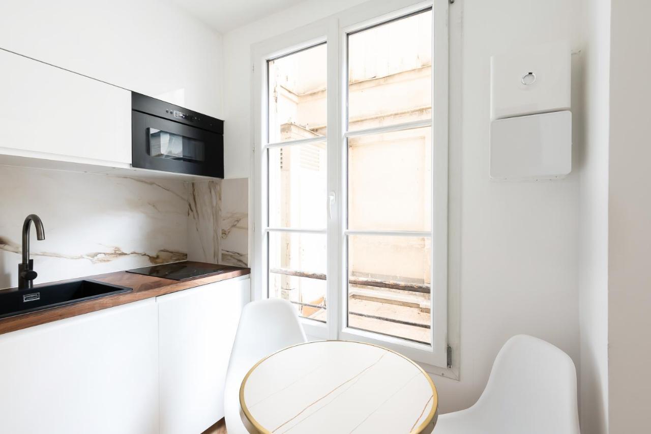 Paris Eiffel Apartment Екстериор снимка
