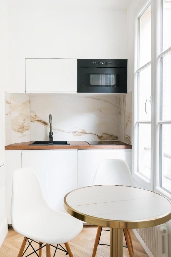 Paris Eiffel Apartment Екстериор снимка